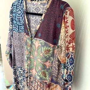 Beautiful Johnny was blouse